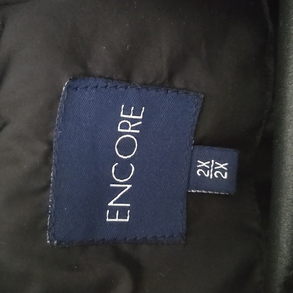 ENCORE Women's Black 3/4 winter jacket. 2X - Picture 2 of 8